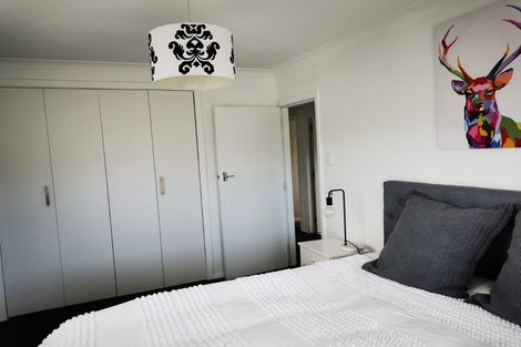 Photo of property in 9 Peel Place, Wainuiomata, Lower Hutt, 5014