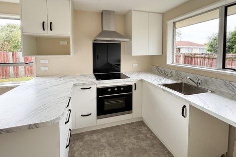 Photo of property in 2/42 Chipping Lane, Redwood, Christchurch, 8051