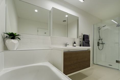 Photo of property in 17 Isitt Road, Hobsonville, Auckland, 0616