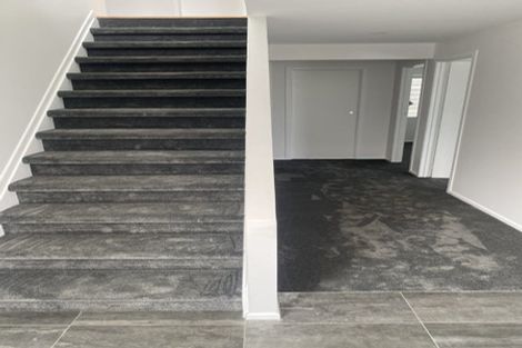 Photo of property in 2/17 Walter Street, Hauraki, Auckland, 0622