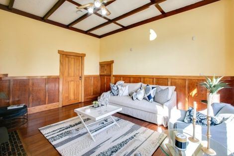 Photo of property in 801 Avenue Road East, Parkvale, Hastings, 4122