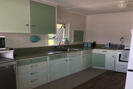 Photo of property in 9 Lismore Street, Strandon, New Plymouth, 4312