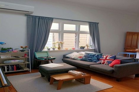 Photo of property in 173 Glenmore Street, Kelburn, Wellington, 6012
