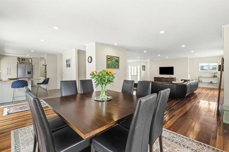 Photo of property in 42 Hart Road, Hauraki, Auckland, 0622