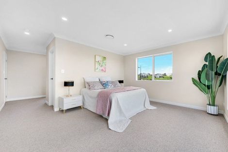 Photo of property in 52 Emerald Avenue, Rosehill, Papakura, 2113