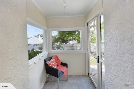 Photo of property in 9 Cochrane Street, Mornington, Dunedin, 9011