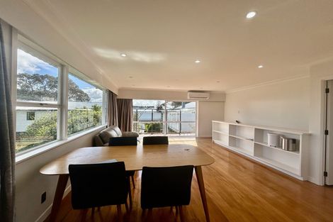 Photo of property in 1/5 Braemar Road, Castor Bay, Auckland, 0620