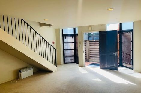 Photo of property in Mendosa Terraces Apartments, 14/9 Ebor Street, Te Aro, Wellington, 6011