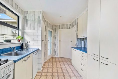 Photo of property in 11 Discovery Drive, Whitby, Porirua, 5024