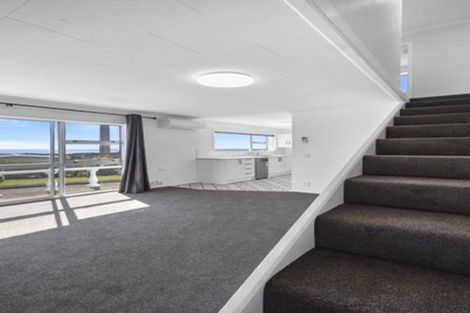 Photo of property in 27a Port View Crescent, Moturoa, New Plymouth, 4310