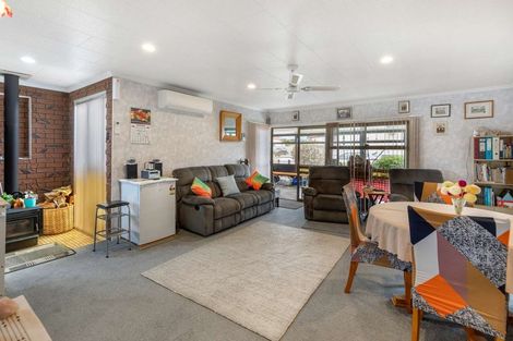 Photo of property in 7 Hunter Street, Dannevirke, 4930