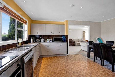 Photo of property in 21 Vogel Street, Hawera, 4610