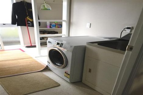 Photo of property in 18 Snells Beach Road, Snells Beach, 0920