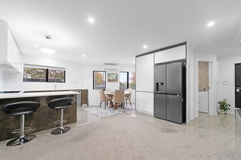 Photo of property in 25a Leaver Place, Weymouth, Auckland, 2103