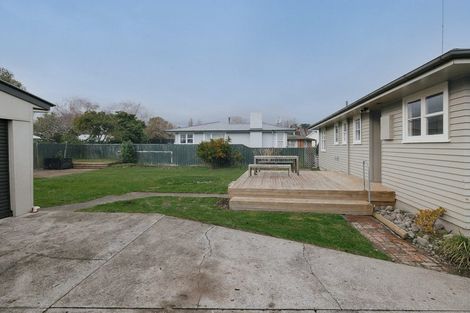 Photo of property in 25 Mokau Place, Terrace End, Palmerston North, 4410