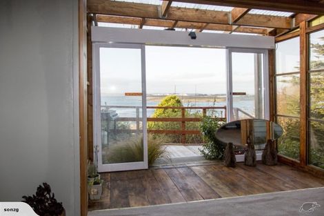 Photo of property in 51 Walker Street, Bluff, 9814