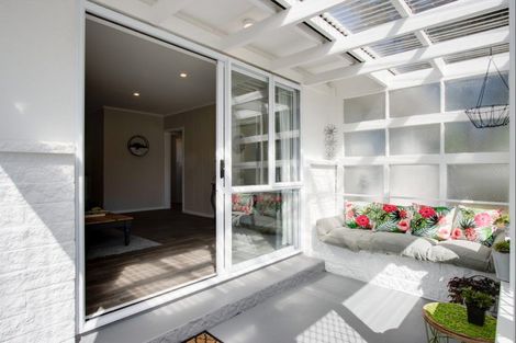 Photo of property in 1/1 Hitchings Avenue, Onekawa, Napier, 4110