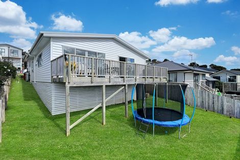 Photo of property in 3 Ringi Lane, Orewa, 0931