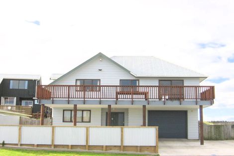 Photo of property in 47 Shortt Street, Foxton Beach, Foxton, 4815