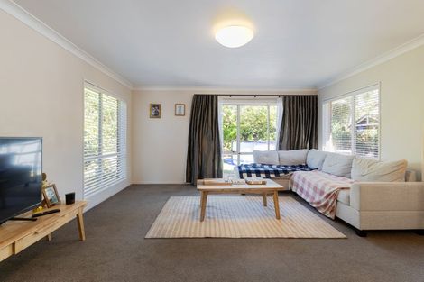 Photo of property in 18 Halcione Close, Flagstaff, Hamilton, 3210