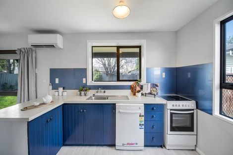 Photo of property in 15 Factory Road, Belfast, Christchurch, 8051