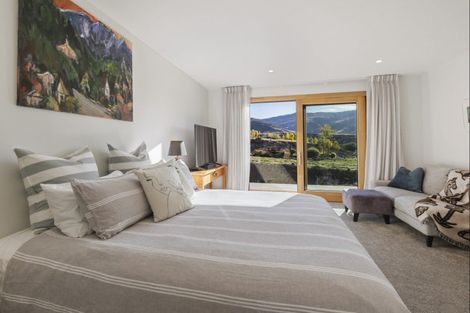 Photo of property in 112 Hall Road, Bannockburn, Cromwell, 9384