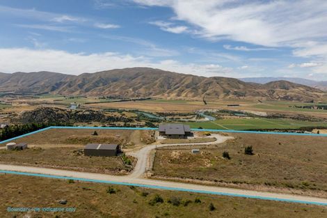 Photo of property in 51 Westreca Ridge Lane, Queensberry, Cromwell, 9383