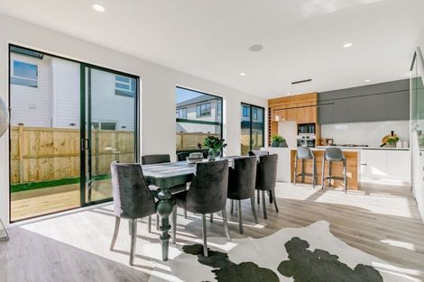 Photo of property in 24 Observation Green, Hobsonville, Auckland, 0616