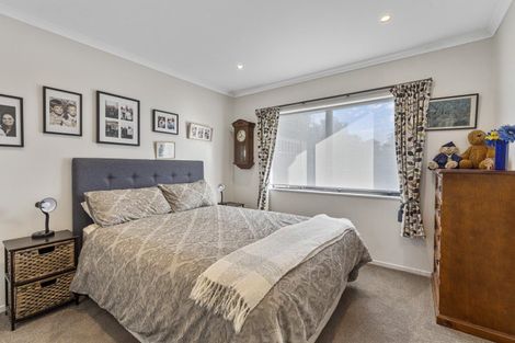 Photo of property in 1 Waiuta Street, Titahi Bay, Porirua, 5022