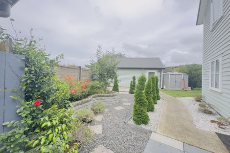 Photo of property in 61 Grove Road, Papakura, 2110