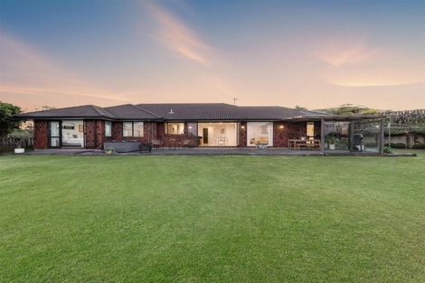 Photo of property in 43 Norm Freeman Drive, Te Puke, 3119