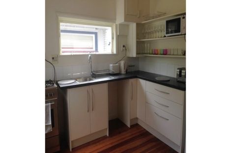 Photo of property in 37 Raroa Road, Kelburn, Wellington, 6012