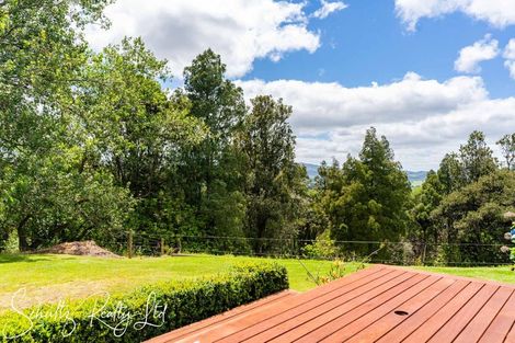 Photo of property in 16 Nikau Lane, Maungaturoto, 0520
