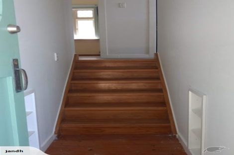 Photo of property in 466 Evans Bay Parade, Hataitai, Wellington, 6021