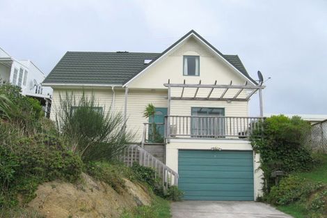 Photo of property in 2 Pollen Street, Johnsonville, Wellington, 6037