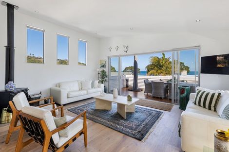 Photo of property in 40a Matakatia Parade, Matakatia, Whangaparaoa, 0930