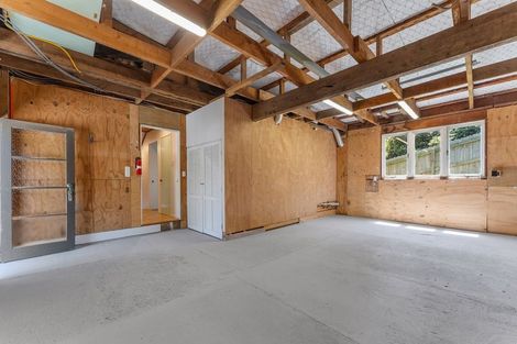 Photo of property in 352 Motutara Road, Muriwai, 0881