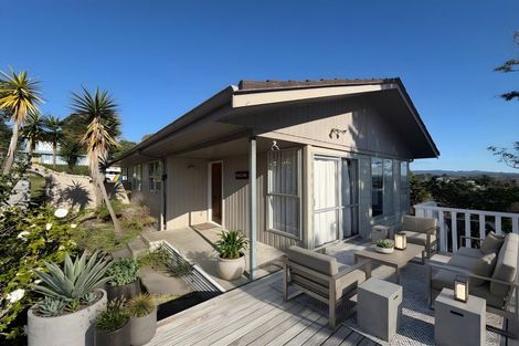 Photo of property in 32 Terra Nova Street, Glen Eden, Auckland, 0602