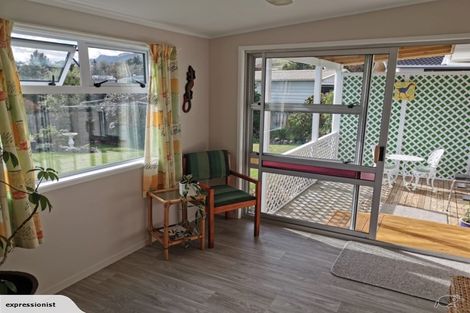 Photo of property in 6 Kinsella Place, Paeroa, 3600