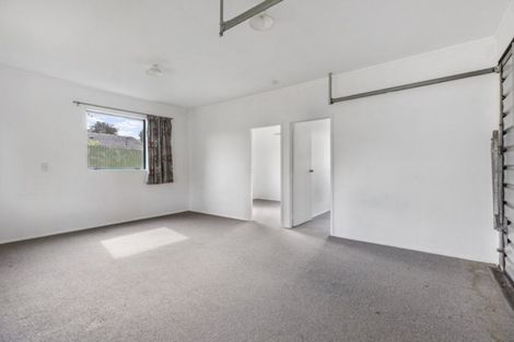 Photo of property in 76 Thompson Terrace, Manurewa, Auckland, 2102