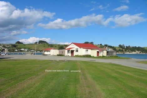 Photo of property in 4 Heaths Way, Pahi, Paparoa, 0571