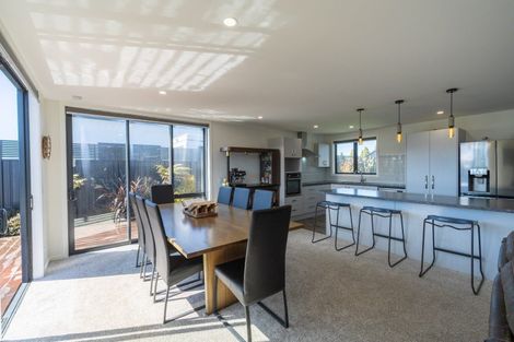 Photo of property in 28 Burnby Drive, Te Anau, 9679