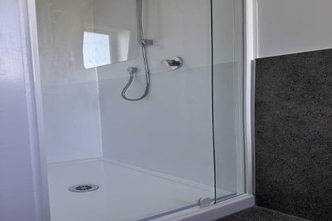 Photo of property in 26 Ngaio Road, Kelburn, Wellington, 6012