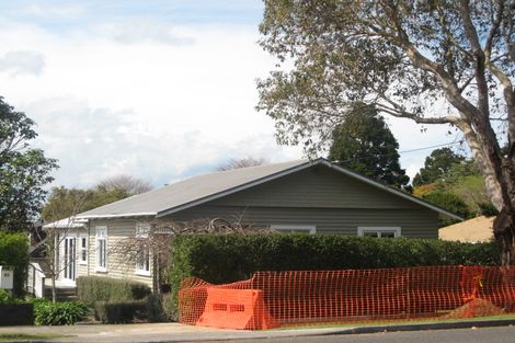 Photo of property in 95 Govett Avenue, Frankleigh Park, New Plymouth, 4310