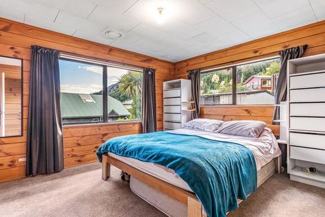 Photo of property in 27 Watts Road, Fernhill, Queenstown, 9300