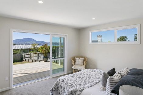 Photo of property in 12b Reeves Road, Acacia Bay, Taupo, 3330