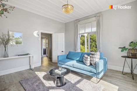 Photo of property in 52 Sutherland Street, Dunedin Central, Dunedin, 9016