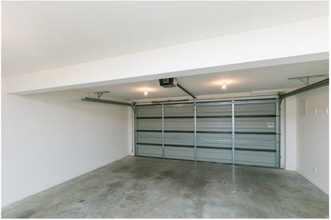 Photo of property in 58g Woodland Road, Johnsonville, Wellington, 6037