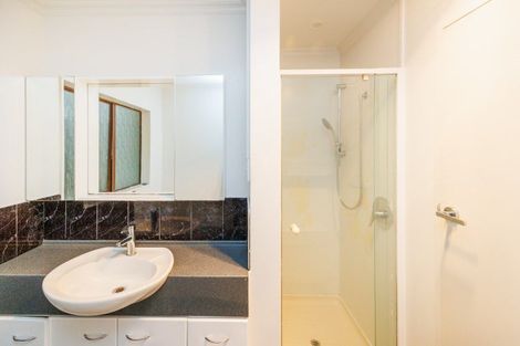 Photo of property in 25 Haast Place, Awapuni, Palmerston North, 4412