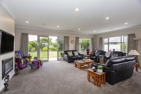 Photo of property in 12 North Ridge Drive, Oamaru North, Oamaru, 9400